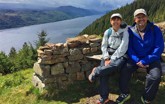 Glückliche Gäste auf dem Great Glen Way