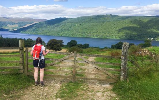 Blick auf Loch Tay Richtung Aberfeldy