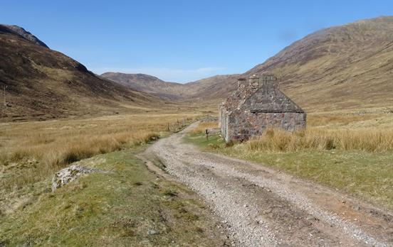 VsourzUmbracoStandardImage-Etappe3-Kinlochleven-FortWilliam-HighlandsmitRuine