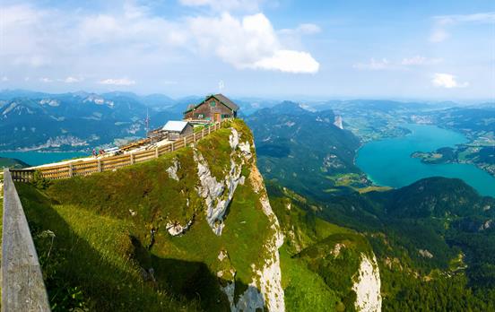 Das Schutzhaus Himmelspforte auf dem Schafberg