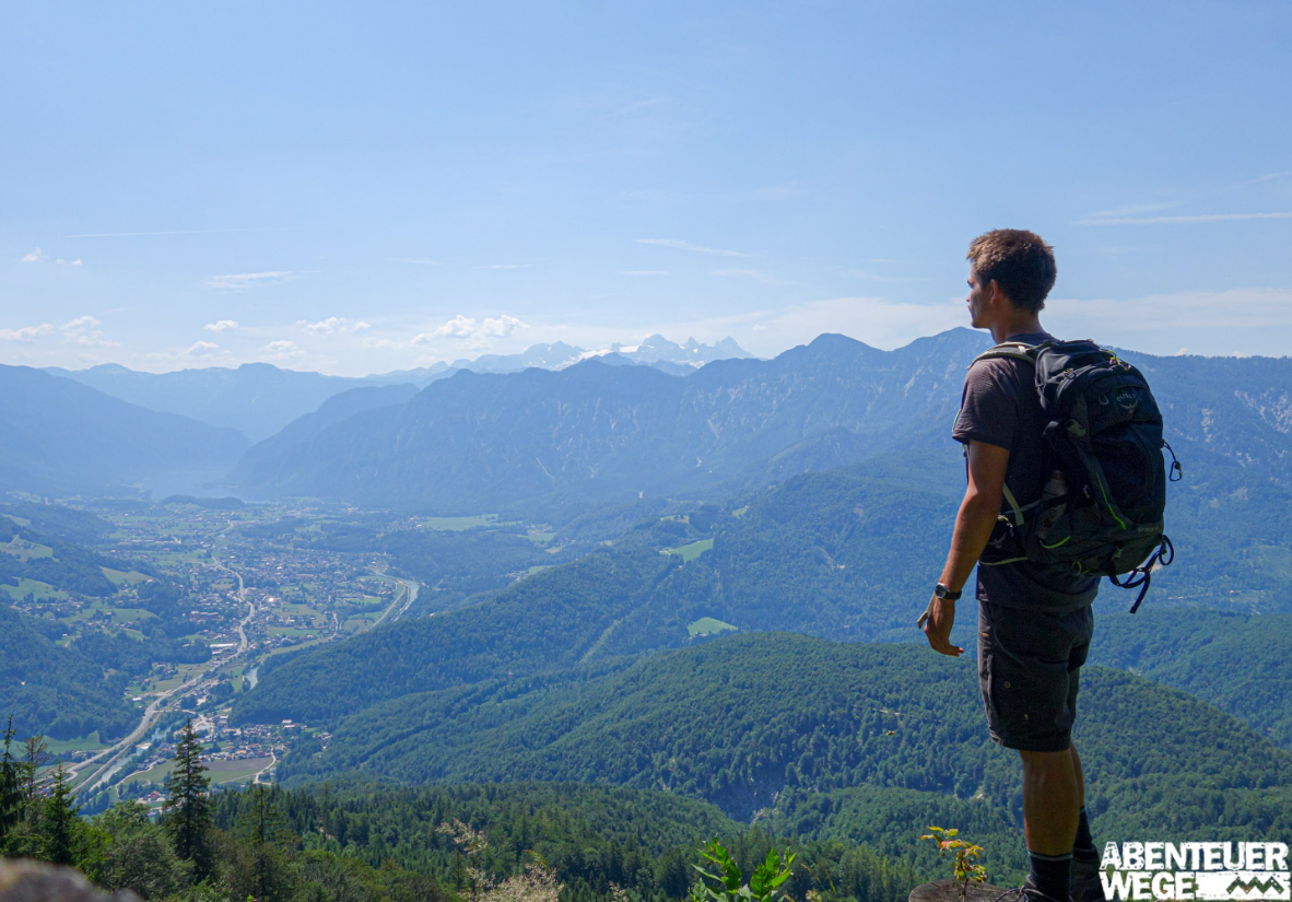 Blick auf den Dachstein Gletscher in der Ferne