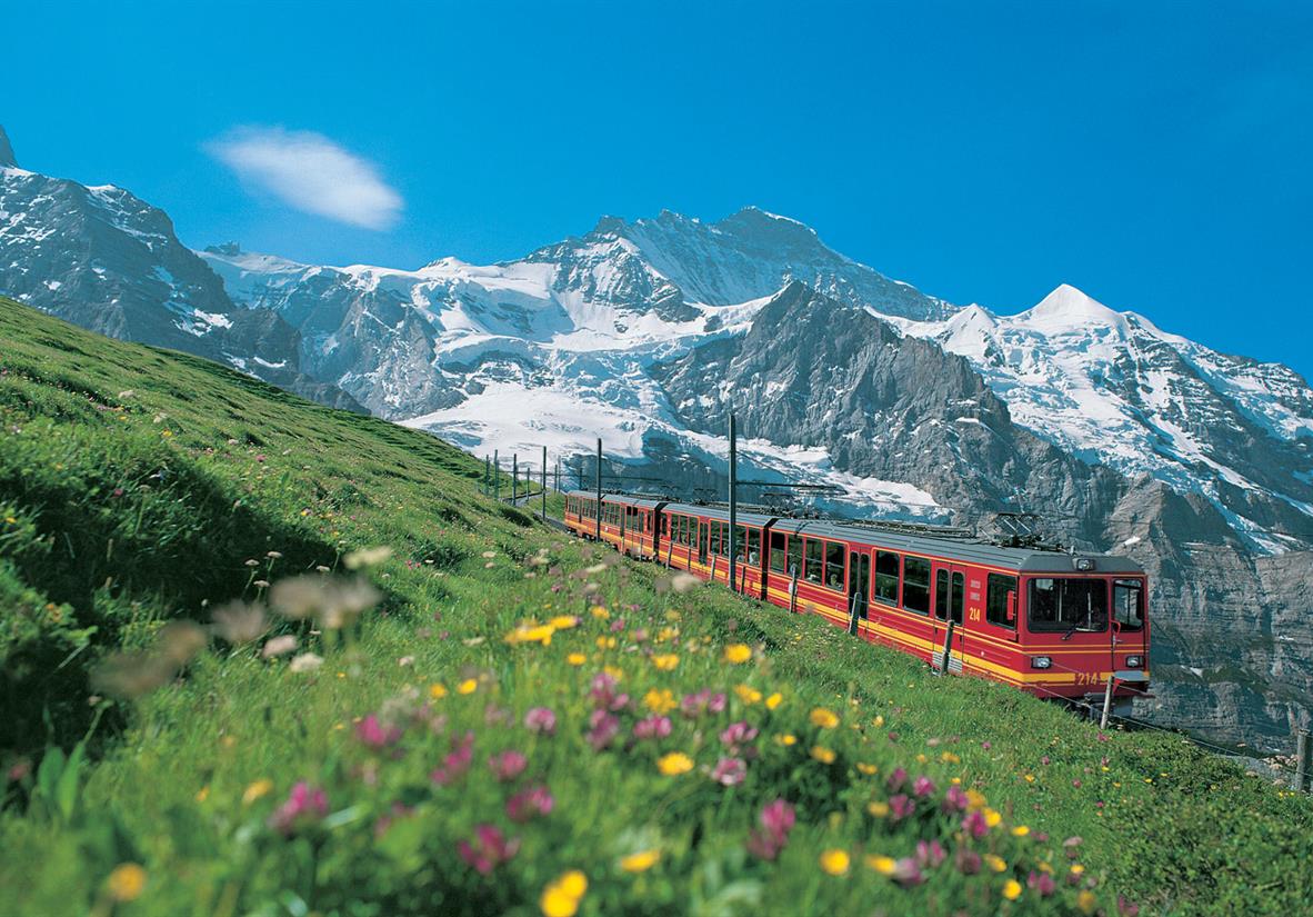 Picturesque mountain railway