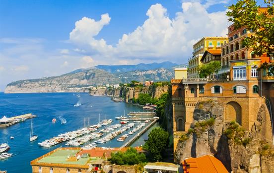Der Hafen von Sorrento