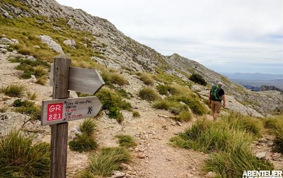 Vom Cuber Stausee zum Kloster Lluc