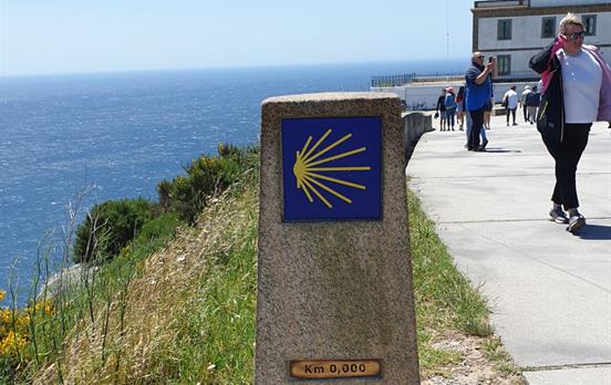 0-km-Stein am Kap Finisterre