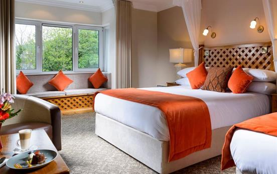 Dingle Benners Hotel