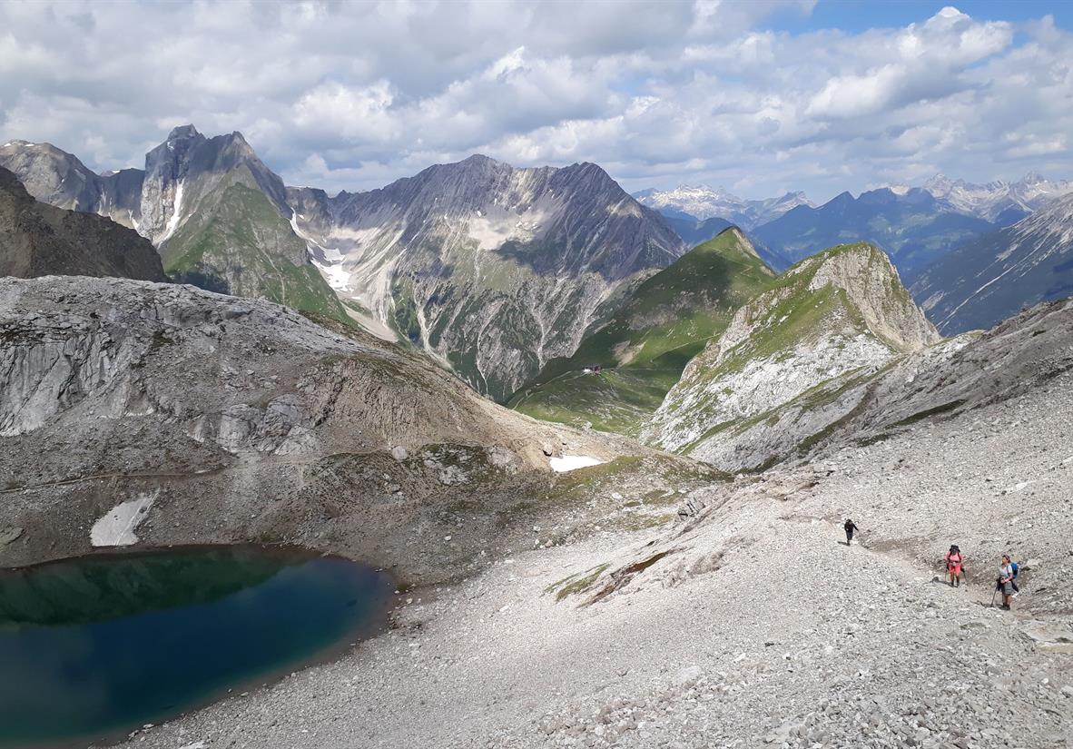 Madau to Zams - mountain views