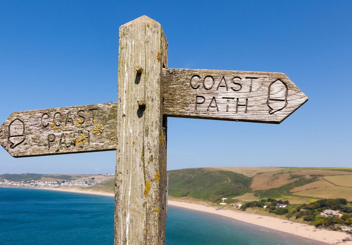 Wegweiser am South West Coast Path