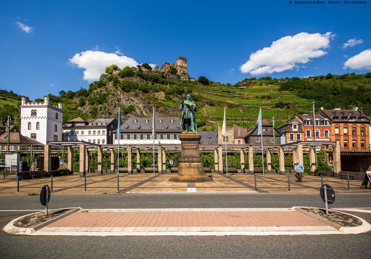 Fotograf: Henry Tornow, Rheinpromenade in Kaub