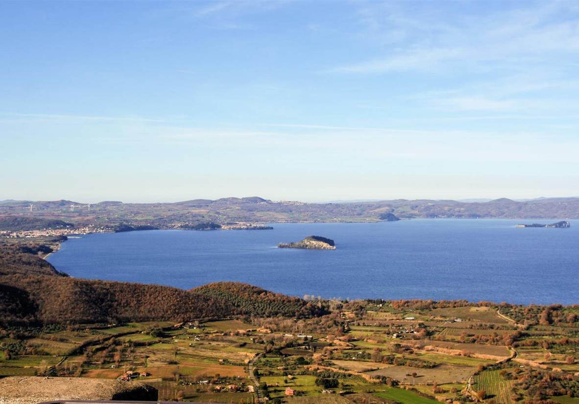 Blck auf den Lago di Bolsena von Montefiascone