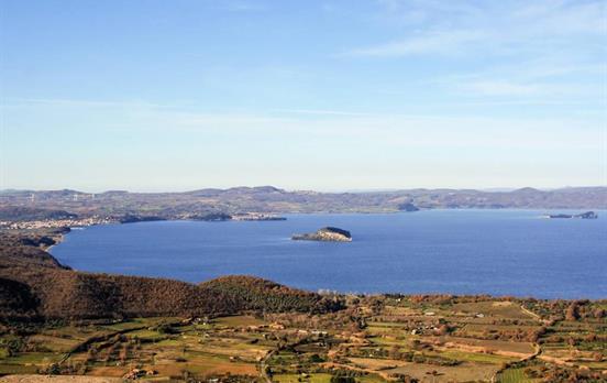 Blck auf den Lago di Bolsena von Montefiascone