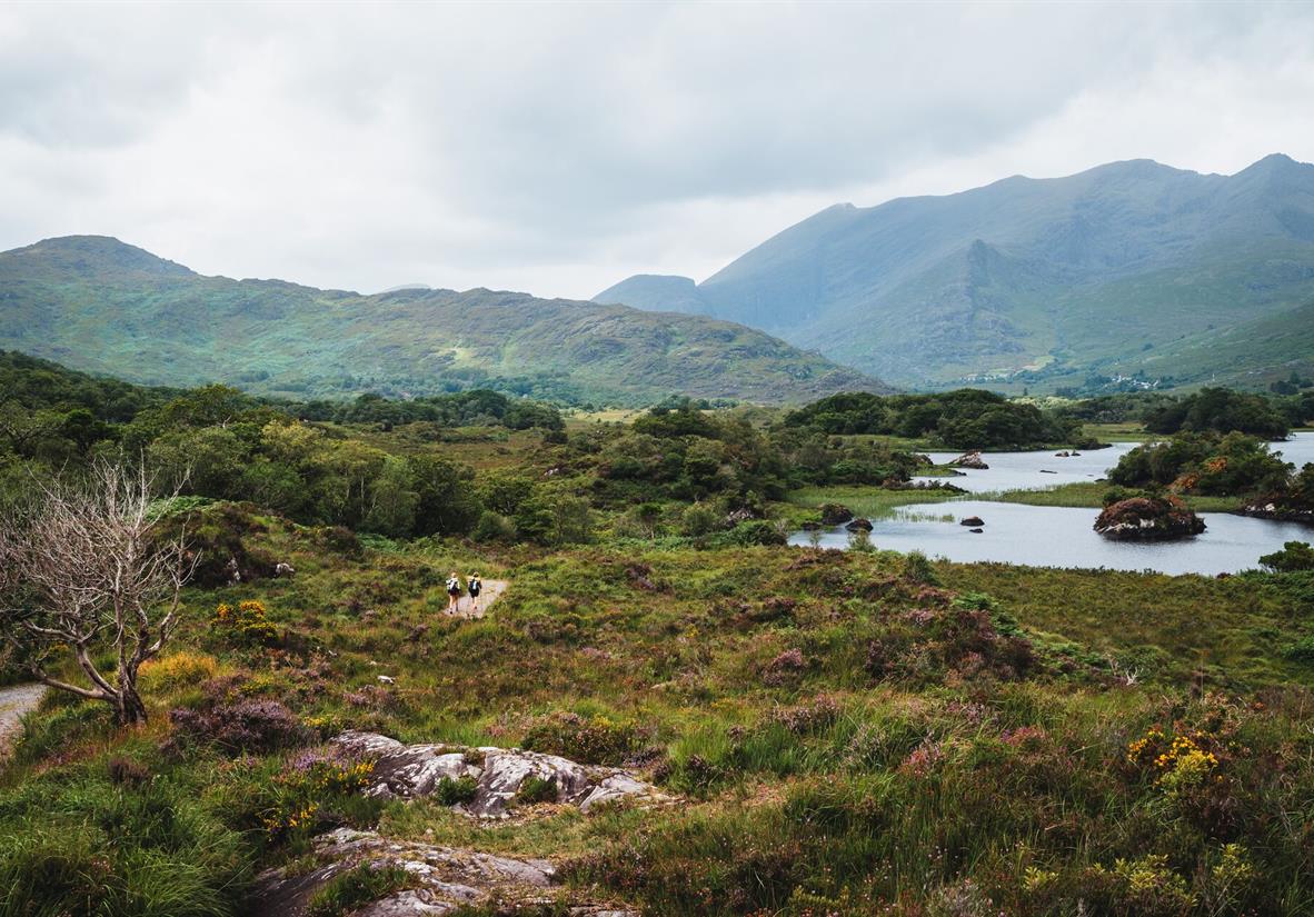 The way skirting around Killarney upper lakes