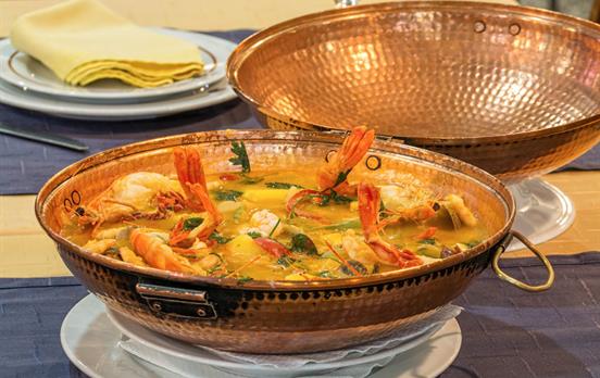 Portugiesische Cataplana de Mariscos