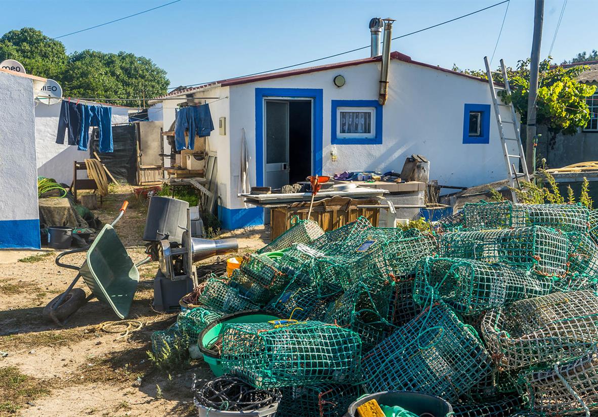 Entrada da Barca, a fishing harbour