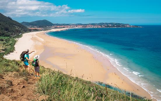 Immer entlang der Küste