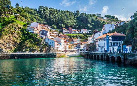 Cudillero auf dem Camino del Norte
