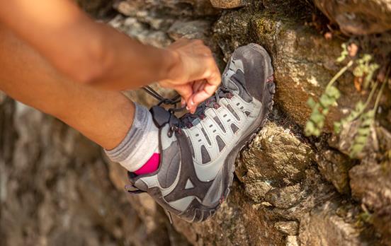 Wanderschuhe auf dem Camino