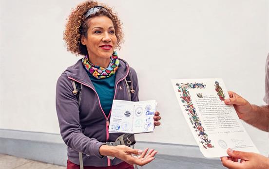 Am Ende gibt es die Compostela.