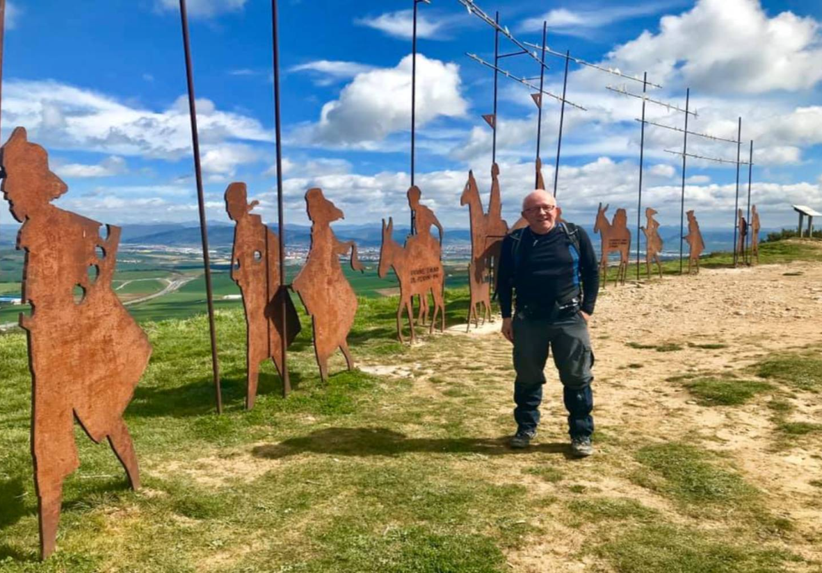 The Alto del Perdón statues