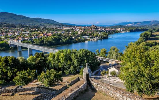 Brücke von Portugal nach Spanien