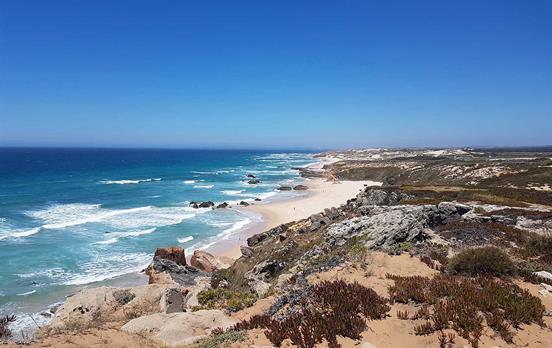 Wilde Wellen an der Rota Vicentina