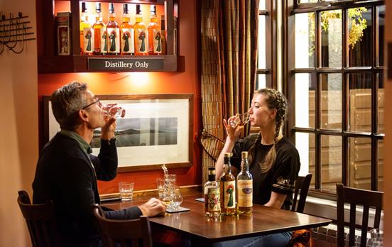 Whisky tasting at Loch Ness Inn