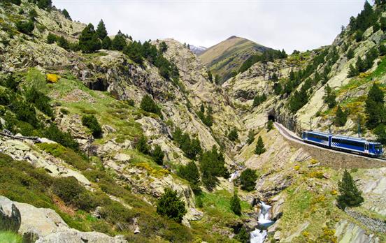 Zahnradbahn nach Núria