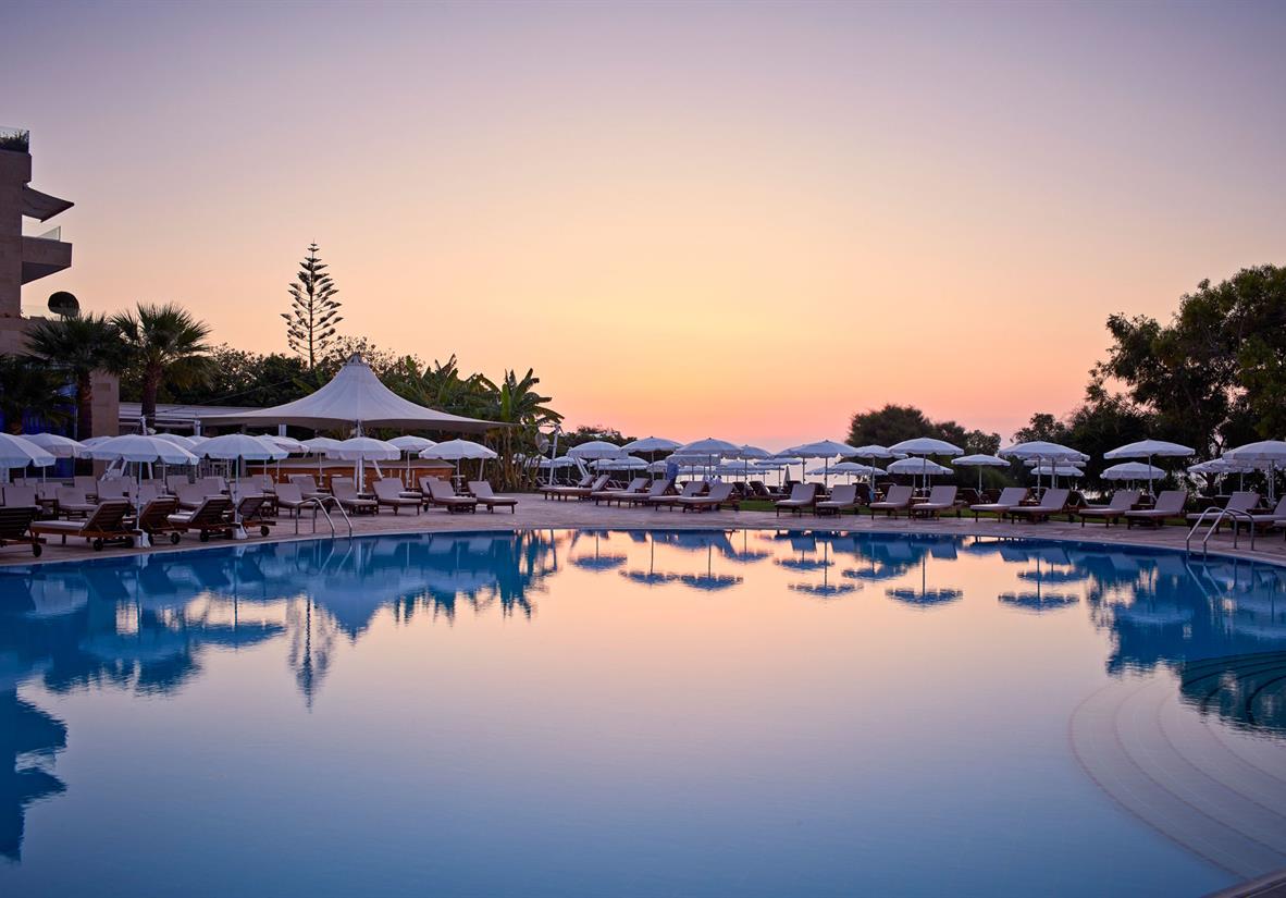 Grecian Park Hotel Pool