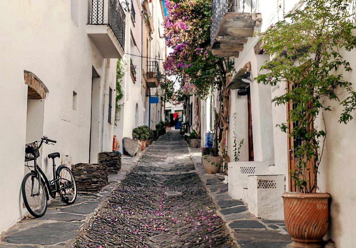 A street in Cadaques - Dali's favourite village