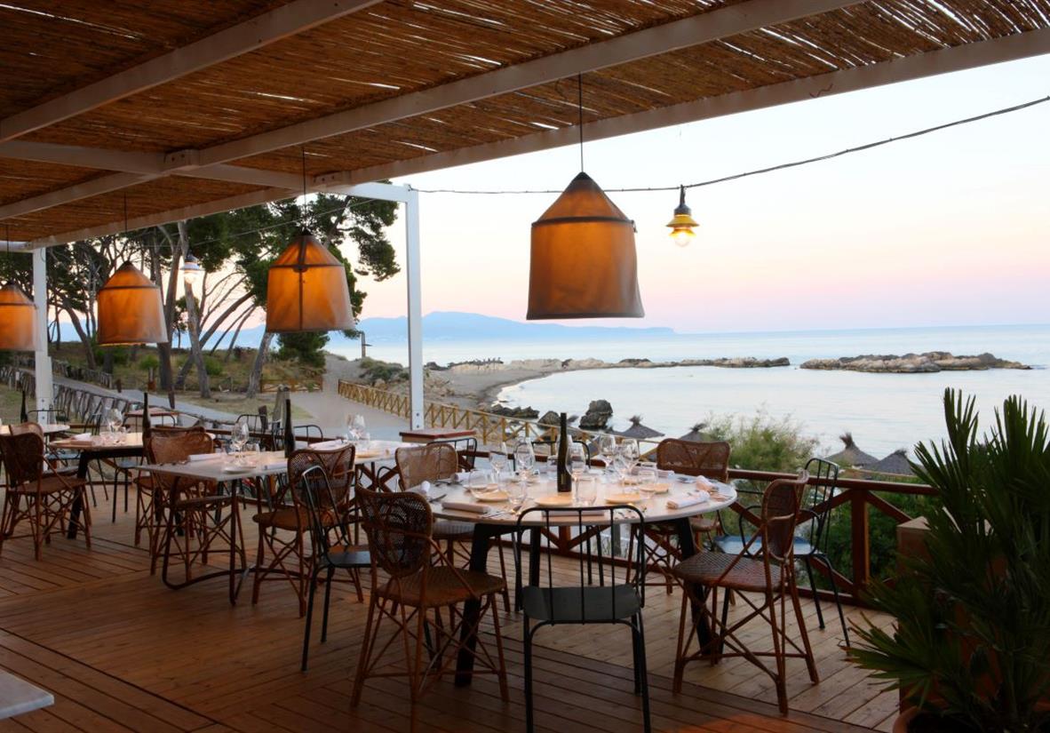 Early evening on the Hostal Empuries terrace