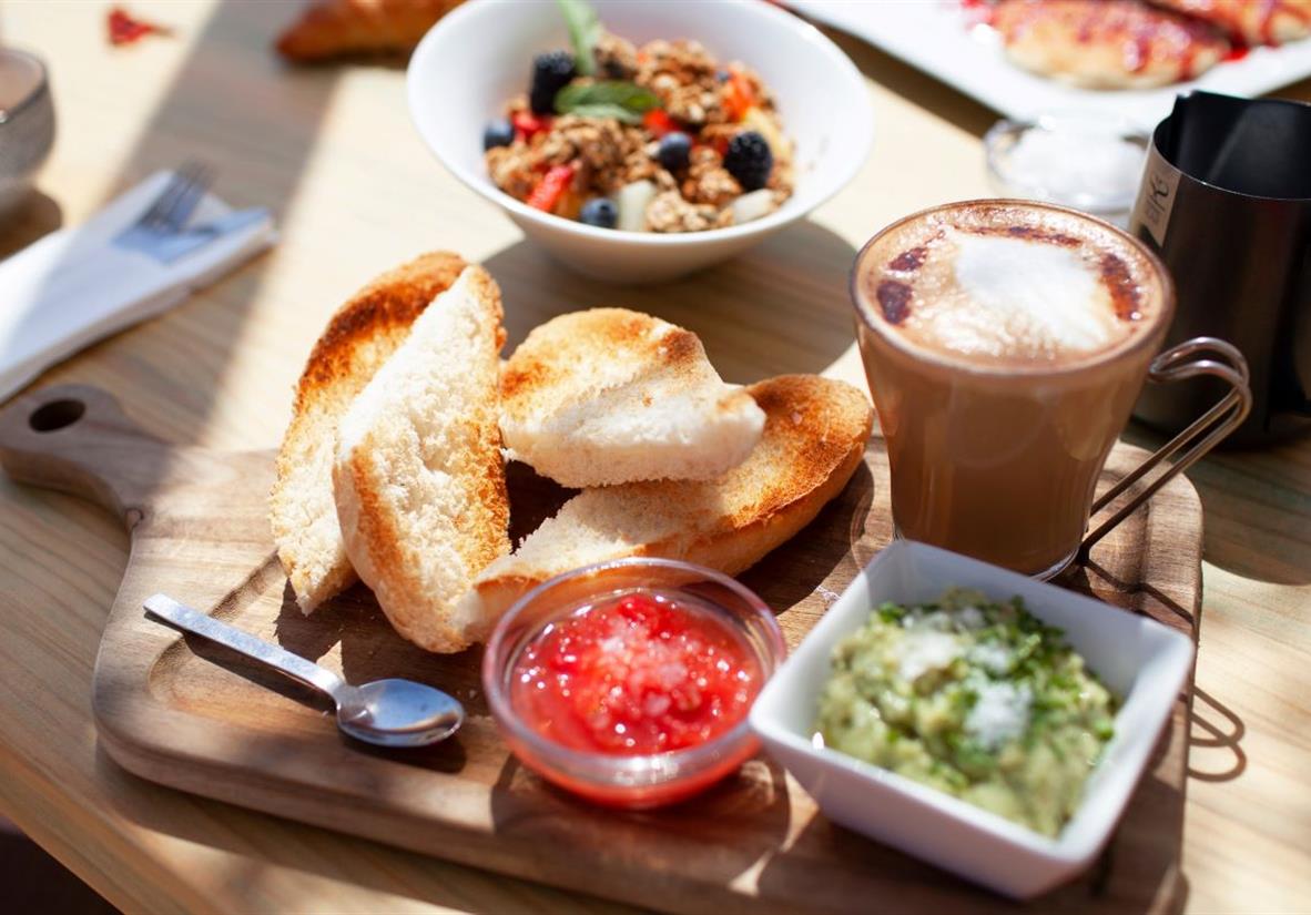 Local breakfast al fresco